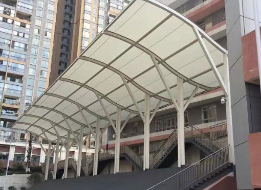 商業(yè)廣場膜結構：膜結構賦予商業(yè)廣場無限可能